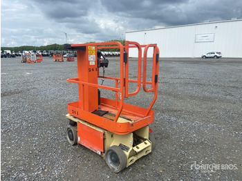 Platforma za podizanje stupa u okomitom položaju JLG 1230ES Vertical Mast Lift: slika Platforma za podizanje stupa u okomitom položaju JLG 1230ES Vertical Mast Lift