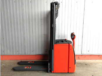 Slagač stoga LINDE L16