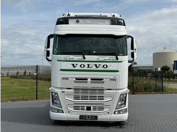 Tegljač Volvo FH 13.500 VOLLUCHT, RETARDER, LEER, 2 TANKS, TOP AUTO.: slika Tegljač Volvo FH 13.500 VOLLUCHT, RETARDER, LEER, 2 TANKS, TOP AUTO.