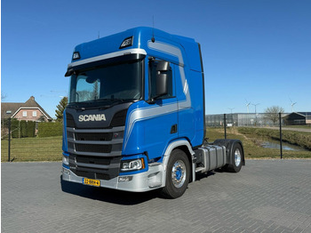 Tegljač SCANIA R 450