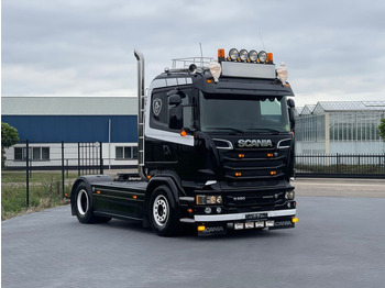 Tegljač SCANIA R 520