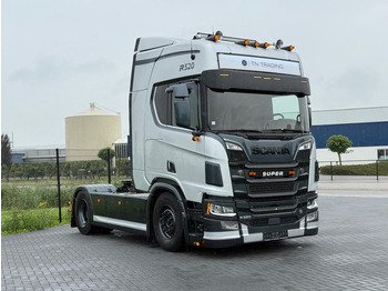Tegljač SCANIA R 520