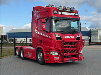 Tegljač SCANIA R 520