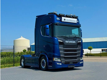 Tegljač SCANIA S 660