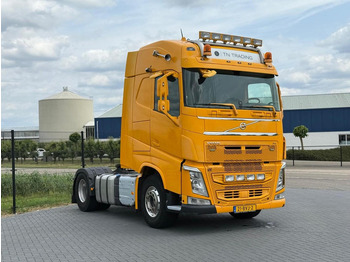 Tegljač VOLVO FH