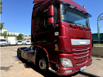 Tegljač DAF XF 460