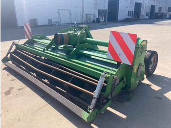 Kombajn AVR