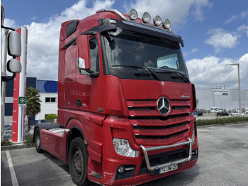 Tegljač MERCEDES-BENZ Actros 1851