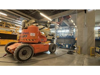 Zglobni krak JLG E450AJ