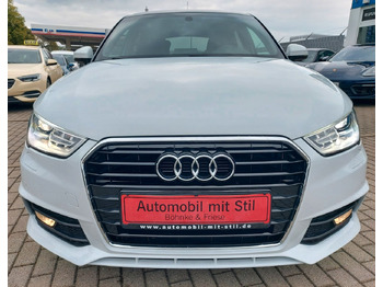 Limuzina Audi A1 Sportback sport S-Line Pano Bose Xenon DAB: slika Limuzina Audi A1 Sportback sport S-Line Pano Bose Xenon DAB Limuzina Audi A1 Sportback sport S-Line Pano Bose Xenon DAB: slika Limuzina Audi A1 Sportback sport S-Line Pano Bose Xenon DAB