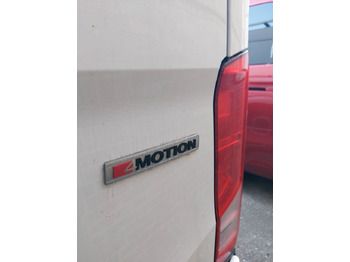 Putnički kombi VOLKSWAGEN Crafter 35