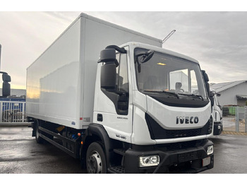 Kamion sandučar IVECO