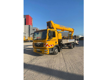 Podizna platforma montirana na kamion RUTHMANN