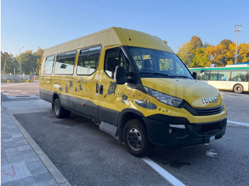 Školski autobus IVECO Daily