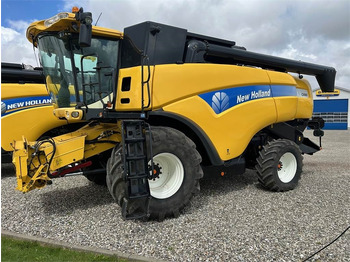 Kombajn za žetvu NEW HOLLAND CX series
