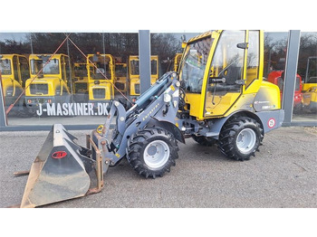 Zglobni utovarivač EUROTRAC