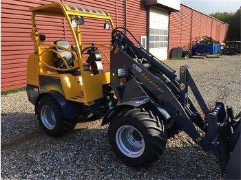 Zglobni utovarivač Eurotrac W12 m. lang arm: slika Zglobni utovarivač Eurotrac W12 m. lang arm