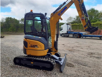 Mini bager XCMG XE27E