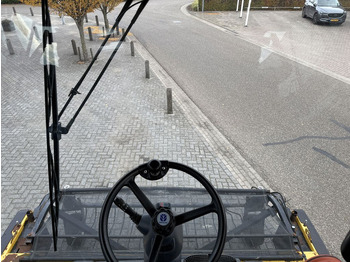 Silažni kombajn New Holland FR9050: slika Silažni kombajn New Holland FR9050