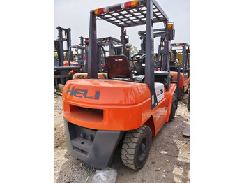 Diesel viličar Used 3-Ton Heli Diesel Forklift Truck Model CPCD30: slika Diesel viličar Used 3-Ton Heli Diesel Forklift Truck Model CPCD30 Diesel viličar Used 3-Ton Heli Diesel Forklift Truck Model CPCD30: slika Diesel viličar Used 3-Ton Heli Diesel Forklift Truck Model CPCD30