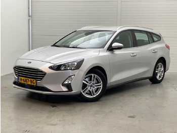 Automobil FORD