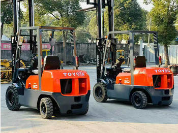 Diesel viličar TOYOTA