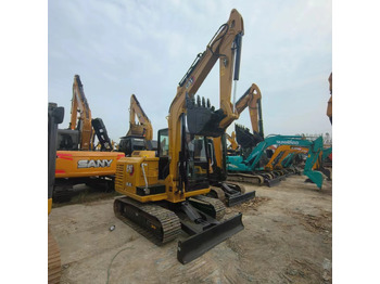 Mini bager CATERPILLAR 305.5E2: slika Mini bager CATERPILLAR 305.5E2