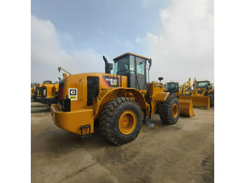 Utovarivač na kotačima CATERPILLAR 966H