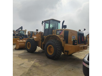 Utovarivač na kotačima CATERPILLAR 966H