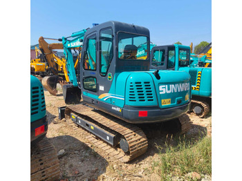 Bager gusjeničar SUNWARD SWE 80E: slika Bager gusjeničar SUNWARD SWE 80E