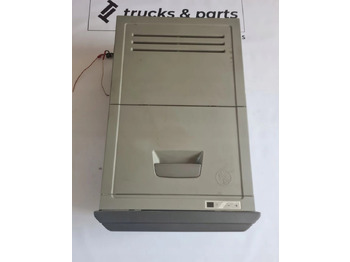 Kabina i unutrašnjost za Kamion VOLVO LODÓWKA CHŁODZIARKA VOLVO FH 13 LIFT: slika Kabina i unutrašnjost za Kamion VOLVO LODÓWKA CHŁODZIARKA VOLVO FH 13 LIFT Kabina i unutrašnjost za Kamion VOLVO LODÓWKA CHŁODZIARKA VOLVO FH 13 LIFT: slika Kabina i unutrašnjost za Kamion VOLVO LODÓWKA CHŁODZIARKA VOLVO FH 13 LIFT