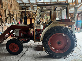 Traktor 1974 David Brown 885 w/ loaders and chain.: slika Traktor 1974 David Brown 885 w/ loaders and chain. Traktor 1974 David Brown 885 w/ loaders and chain.: slika Traktor 1974 David Brown 885 w/ loaders and chain.