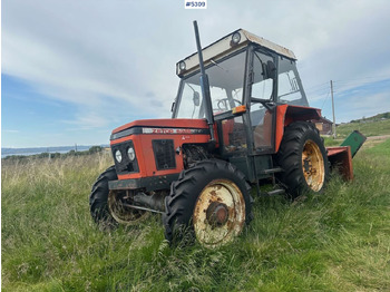 Traktor ZETOR