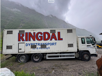 Kamion za prijevoz stoke VOLVO FL12