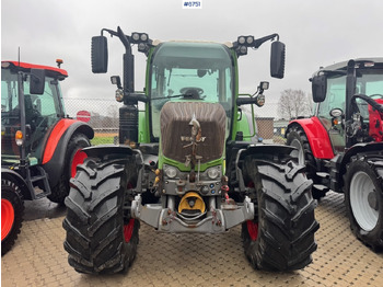 Traktor 2019 Fendt 313 Vario w/ Front hydraulics and 2 sets of tires.: slika Traktor 2019 Fendt 313 Vario w/ Front hydraulics and 2 sets of tires. Traktor 2019 Fendt 313 Vario w/ Front hydraulics and 2 sets of tires.: slika Traktor 2019 Fendt 313 Vario w/ Front hydraulics and 2 sets of tires.