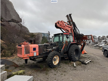 Traktor Valtra 8150 m/ Tamrock Trimmer 200 PB.: slika Traktor Valtra 8150 m/ Tamrock Trimmer 200 PB.