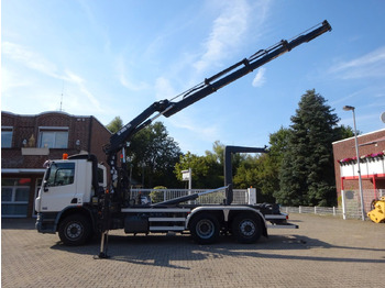Kamion s kukastom dizalicom DAF CF