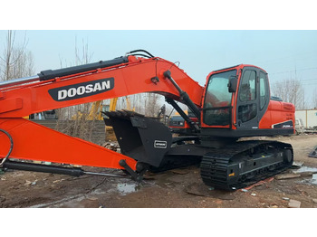 Bager gusjeničar DOOSAN DX225