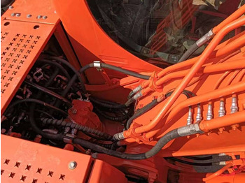 Bager gusjeničar Doosan DX150: slika Bager gusjeničar Doosan DX150