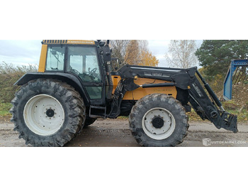 Traktor VALTRA 8450