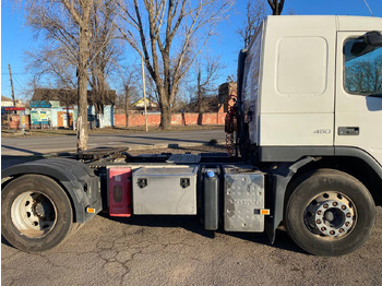 Tegljač VOLVO FM 450