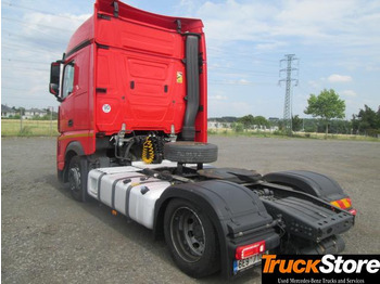 Tegljač Mercedes-Benz Actros 1845 LS nRL: slika Tegljač Mercedes-Benz Actros 1845 LS nRL