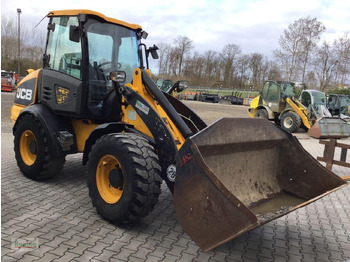 Zakup JCB 409 JCB 409: slika Zakup JCB 409 JCB 409