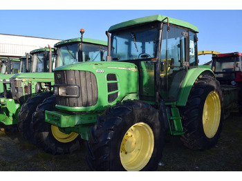Traktor John Deere 6130: slika Traktor John Deere 6130 Traktor John Deere 6130: slika Traktor John Deere 6130