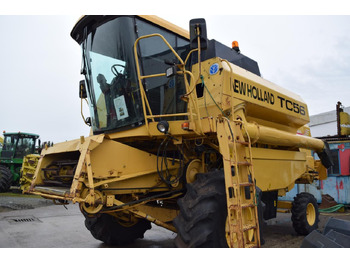 Kombajn za žetvu NEW HOLLAND TC series