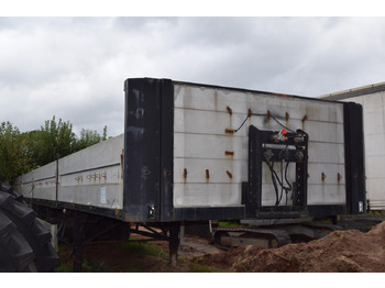 Prikolica s ceradom WIELTON