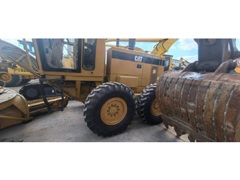 Grejder Caterpillar 140H: slika Grejder Caterpillar 140H
