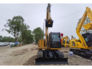 Mini bager Caterpillar 308E2: slika Mini bager Caterpillar 308E2