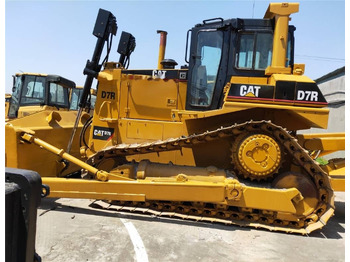 Novi Buldožer Caterpillar D7R: slika Novi Buldožer Caterpillar D7R