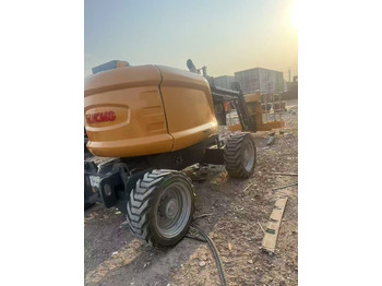 Podizna platforma montirana na kamion XCMG GTBZ14 aerial platform: slika Podizna platforma montirana na kamion XCMG GTBZ14 aerial platform Podizna platforma montirana na kamion XCMG GTBZ14 aerial platform: slika Podizna platforma montirana na kamion XCMG GTBZ14 aerial platform